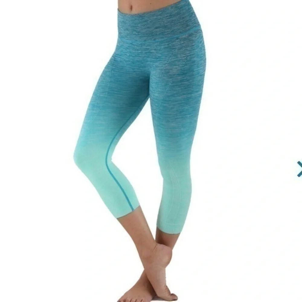 AMAZING SPORTS 0 to 5 athletic cropped leggings - Picture 1 of 9